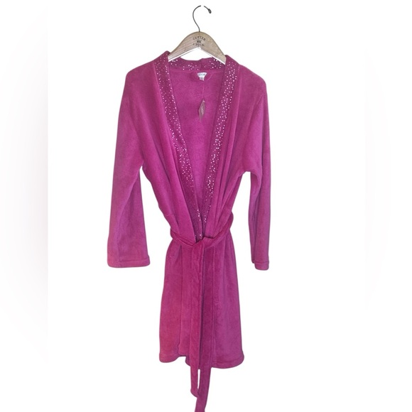 Ulta Beauty Robe Size L/XL Barbie Pink Shimmering Sequin Trim Along Shawl Cozy - Picture 2 of 14